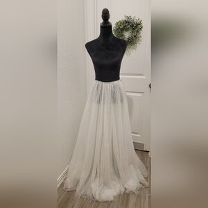 Bridal overskirt
